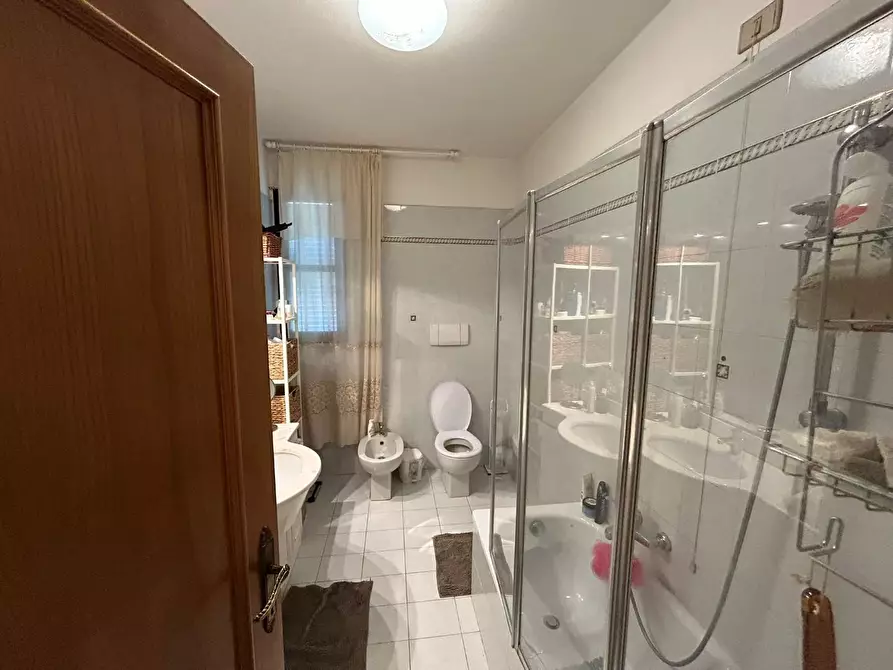 Immagine 18 di Appartamento in vendita  a Rapolano Terme