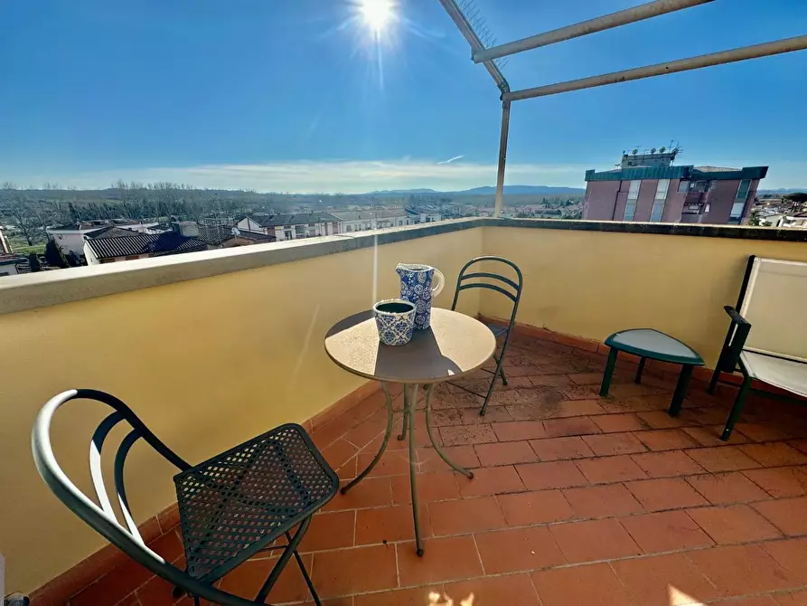 Immagine 13 di Mansarda in vendita  a Pontedera