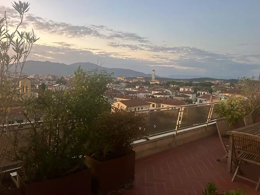 Immagine 1 di Mansarda in vendita  a Pontedera