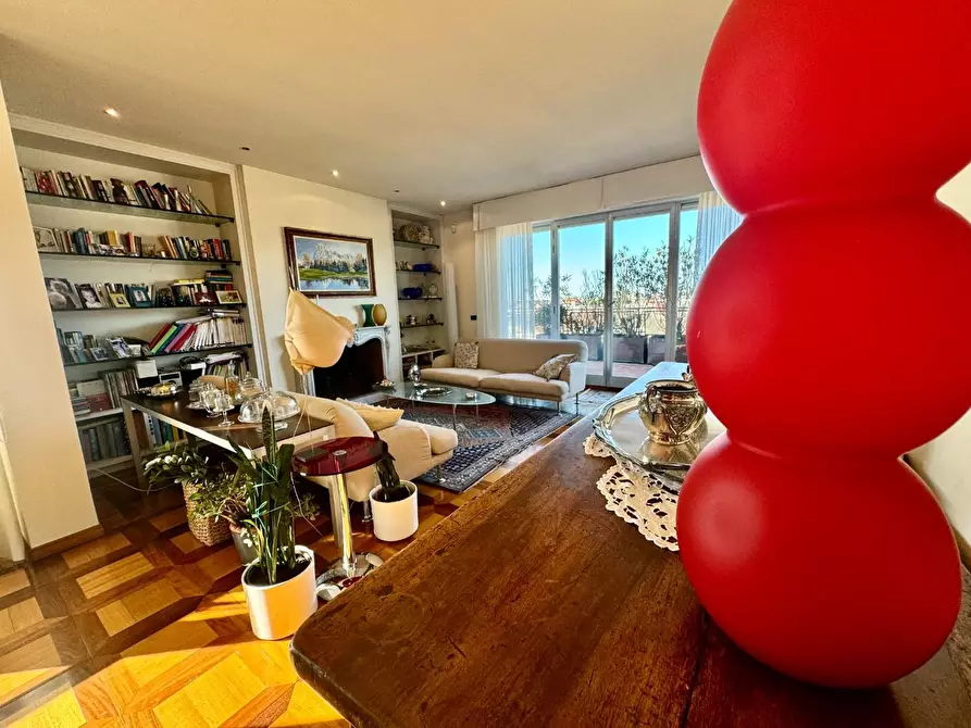 Immagine 17 di Mansarda in vendita  a Pontedera