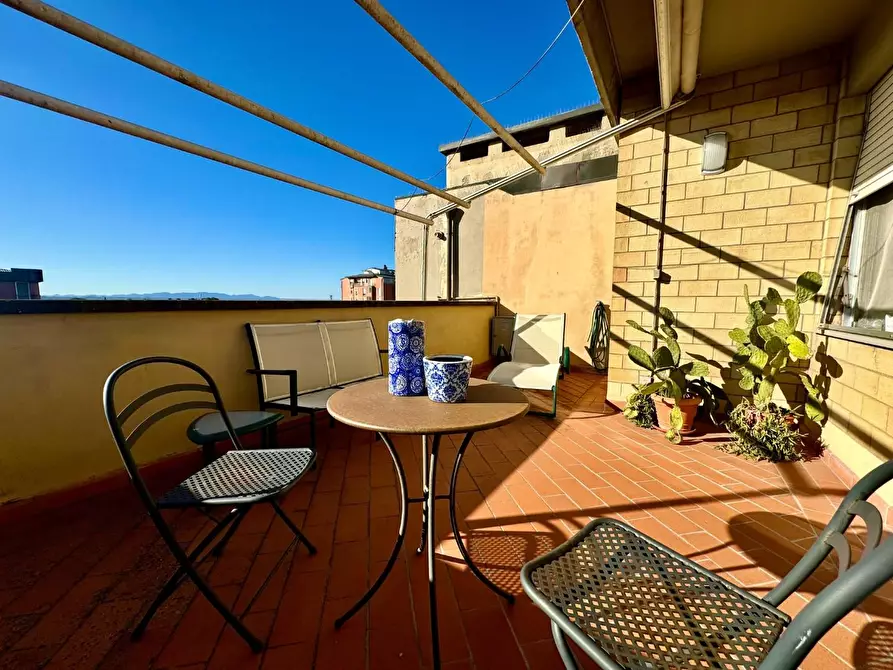 Immagine 14 di Mansarda in vendita  a Pontedera