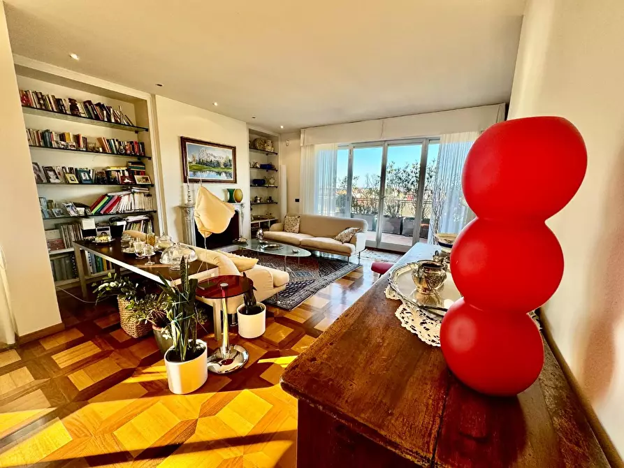 Immagine 18 di Mansarda in vendita  a Pontedera