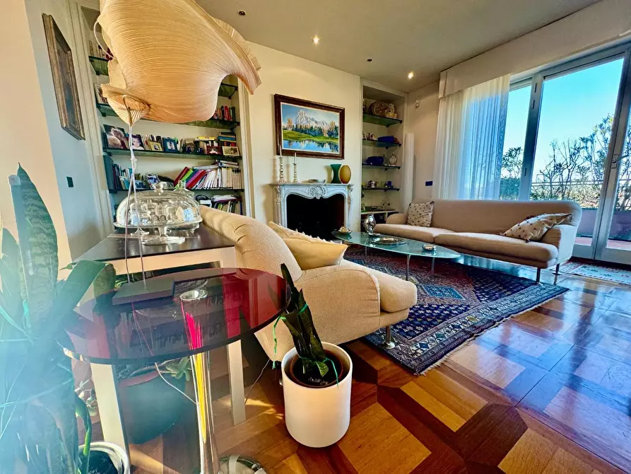 Immagine 19 di Mansarda in vendita  a Pontedera