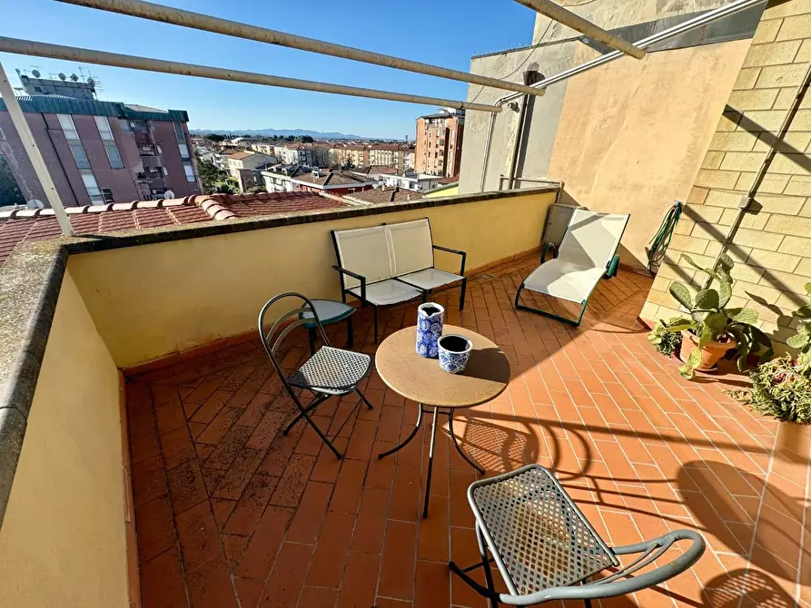 Immagine 15 di Mansarda in vendita  a Pontedera