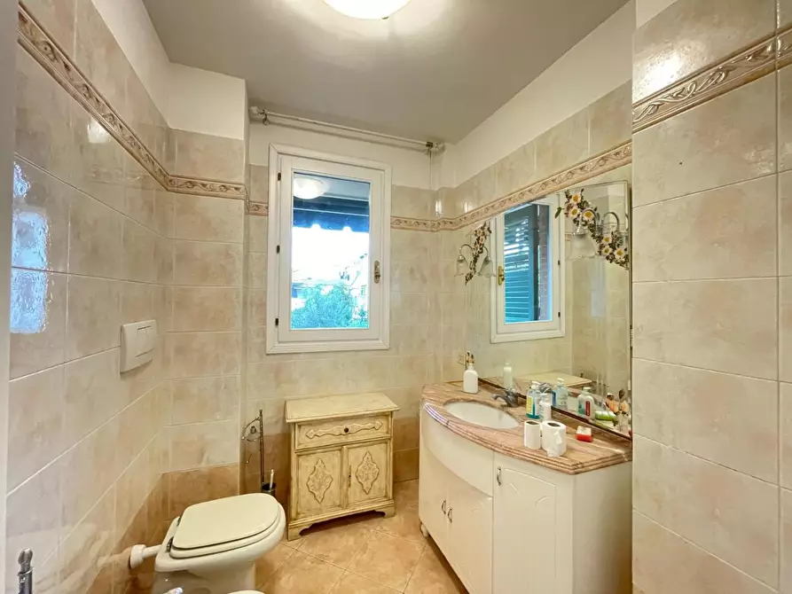 Immagine 31 di Appartamento in vendita  a Empoli