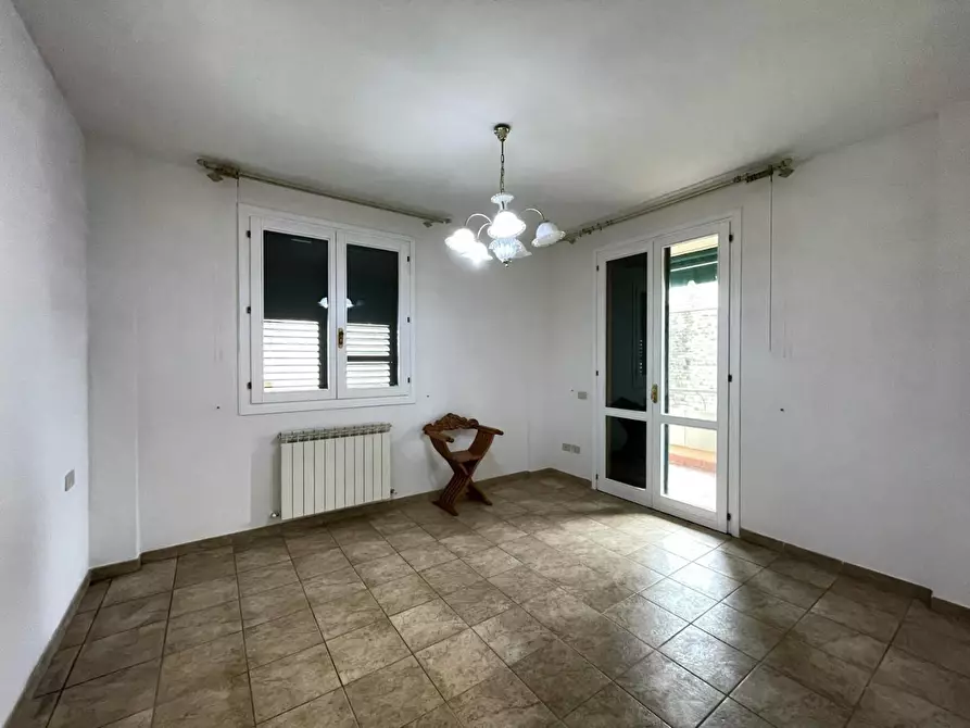 Immagine 26 di Appartamento in vendita  a Empoli