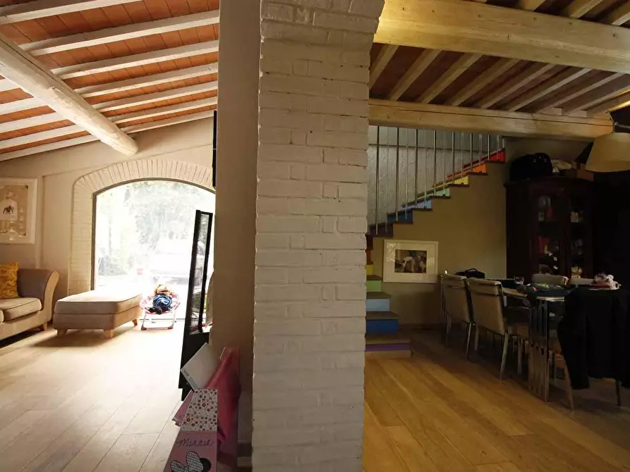 Immagine 7 di Casa colonica in vendita  a Vinci