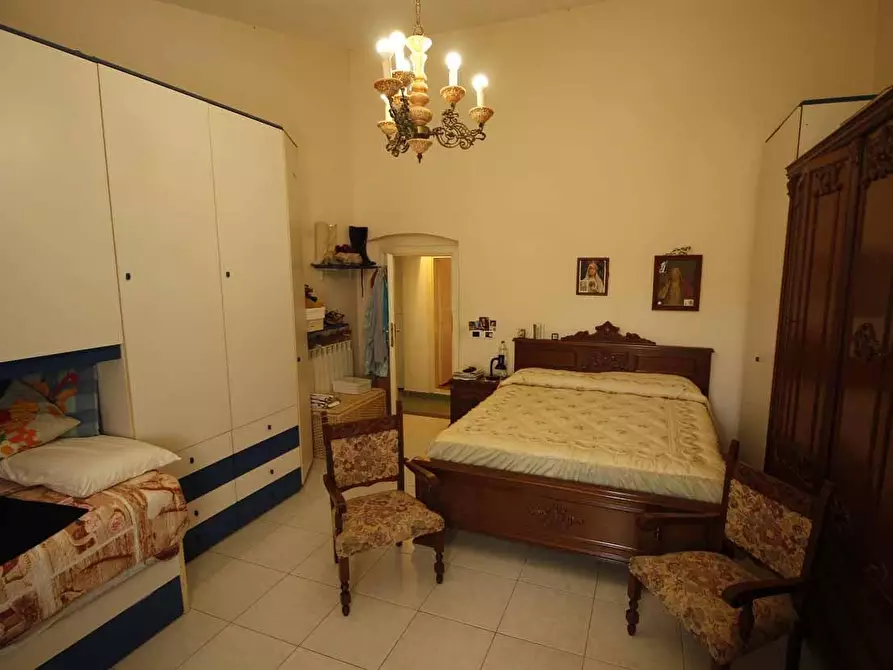 Immagine 14 di Casa colonica in vendita  a Vinci