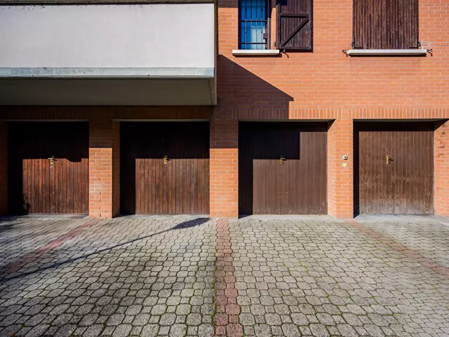 Immagine 44 di Mansarda in vendita  a Reggio Nell'emilia