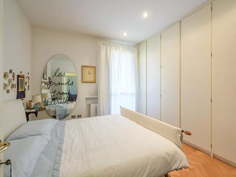 Immagine 12 di Mansarda in vendita  a Reggio Nell'emilia