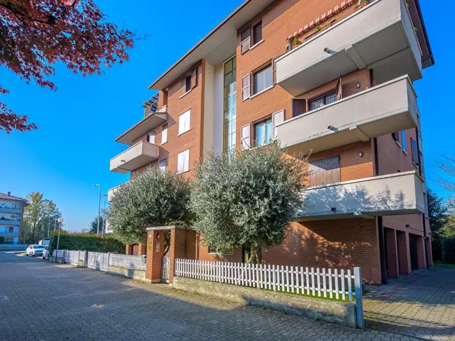 Immagine 49 di Mansarda in vendita  a Reggio Nell'emilia