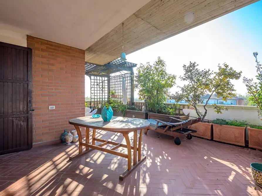 Immagine 33 di Mansarda in vendita  a Reggio Nell'emilia