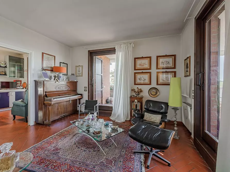 Immagine 3 di Mansarda in vendita  a Reggio Nell'emilia