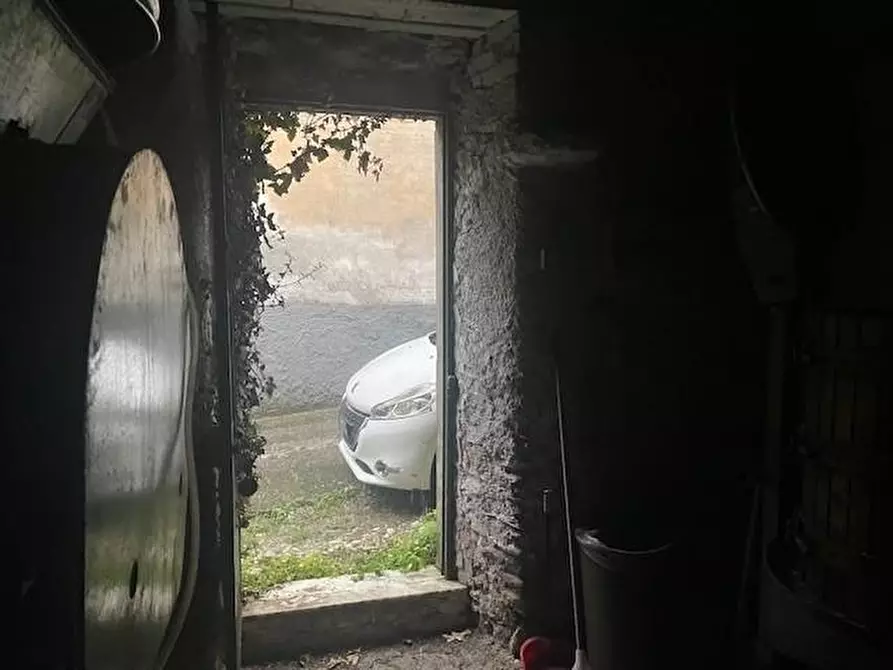 Immagine 23 di Casa semindipendente in vendita  a Massa