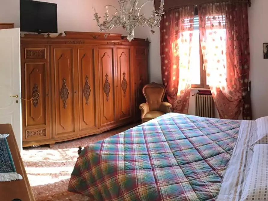 Immagine 11 di Appartamento in vendita  a Buti