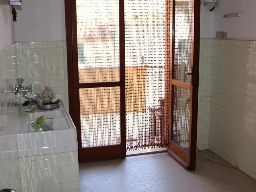 Immagine 10 di Appartamento in vendita  a Buti