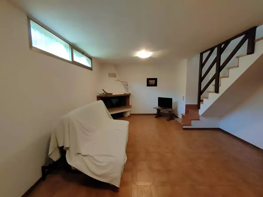 Immagine 23 di Appartamento in vendita  a Massa