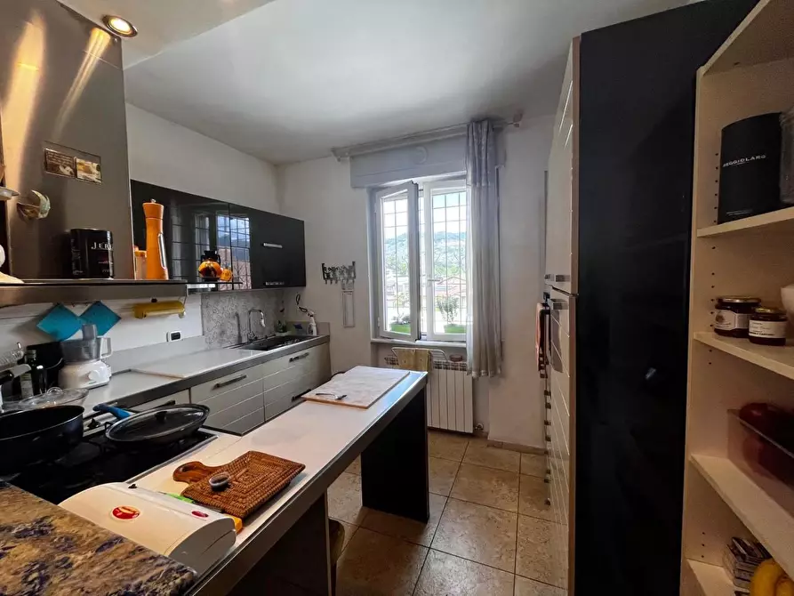 Immagine 17 di Appartamento in vendita  a Castelnuovo Magra