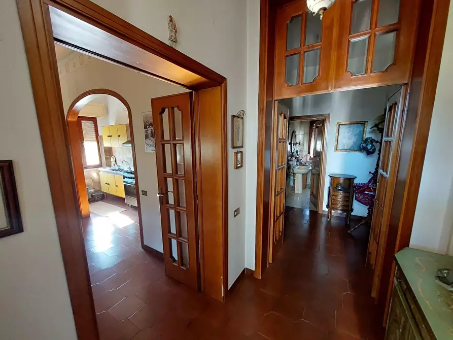 Immagine 30 di Casa bifamiliare in vendita  a Buti