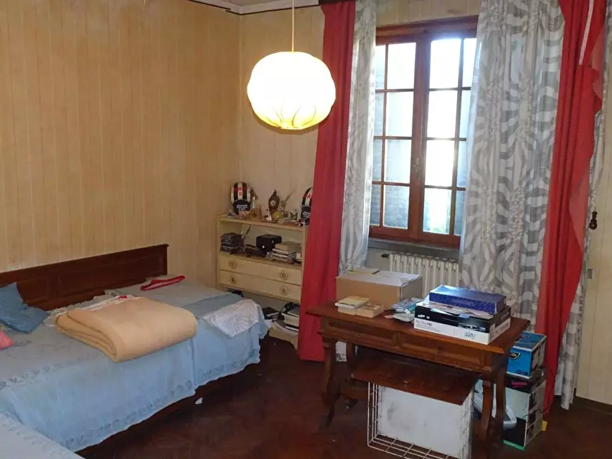 Immagine 18 di Villa in vendita  a Cascina