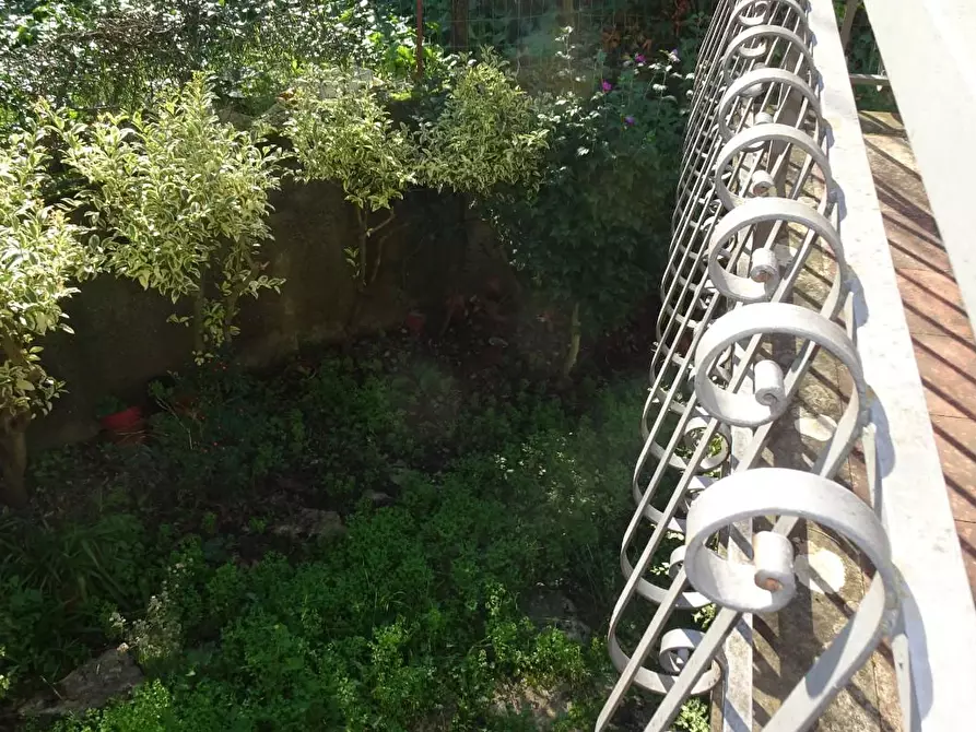 Immagine 9 di Villa in vendita  a Cascina