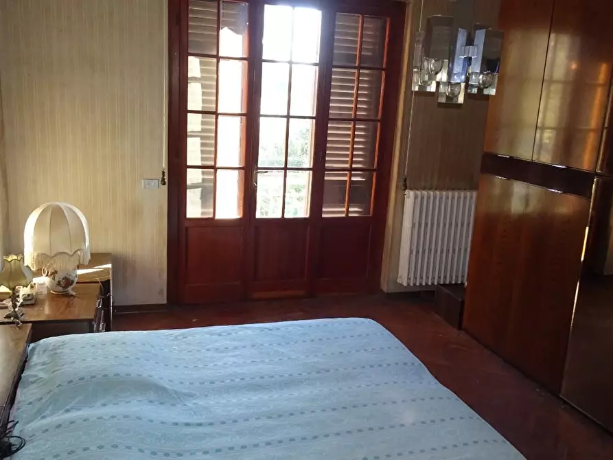 Immagine 14 di Villa in vendita  a Cascina