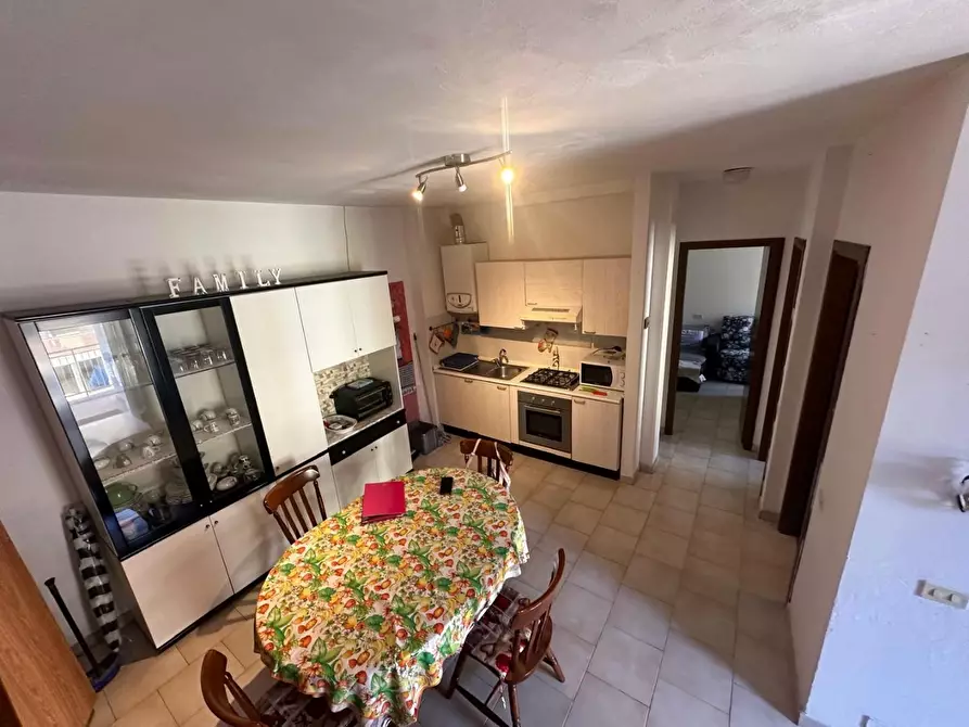 Immagine 12 di Appartamento in vendita  a Ortonovo