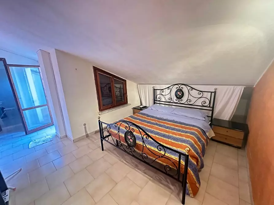 Immagine 32 di Appartamento in vendita  a Ortonovo