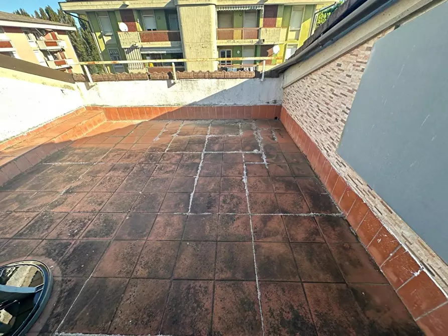 Immagine 17 di Appartamento in vendita  a Ortonovo