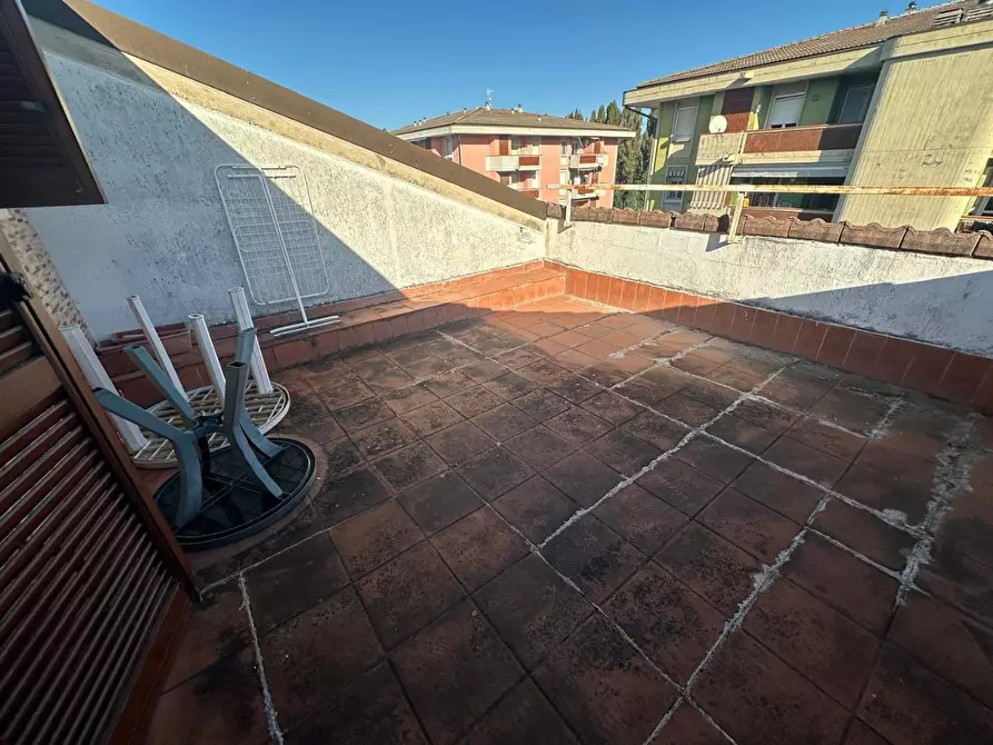 Immagine 18 di Appartamento in vendita  a Ortonovo