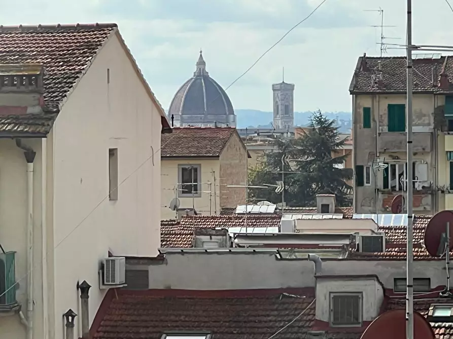 Immagine 1 di Appartamento in vendita  a Firenze