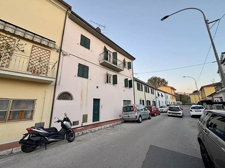 Immagine 1 di Terratetto in vendita  a San Giuliano Terme