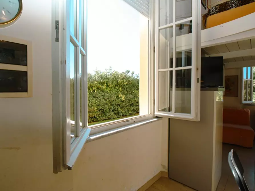 Immagine 10 di Appartamento in vendita  a Pisa