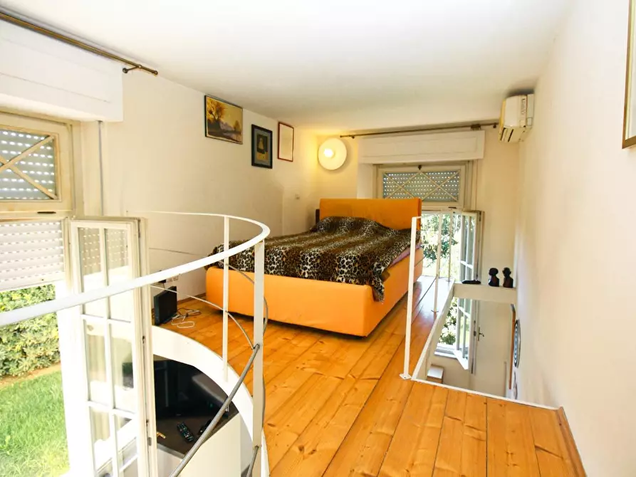 Immagine 12 di Appartamento in vendita  a Pisa