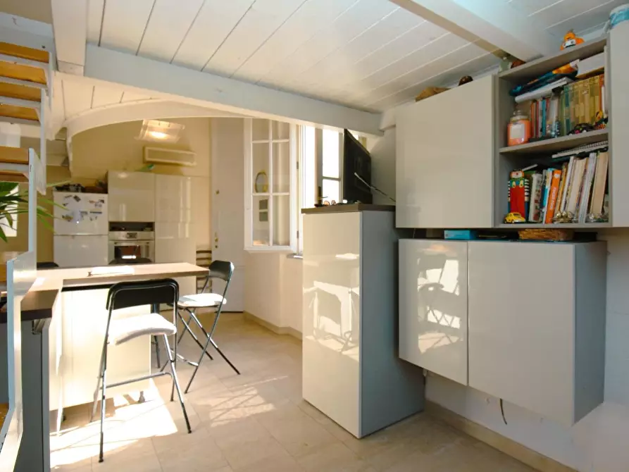 Immagine 3 di Appartamento in vendita  a Pisa