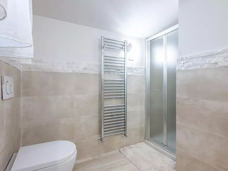 Immagine 25 di Villetta a schiera in vendita  a Castelfranco Di Sotto