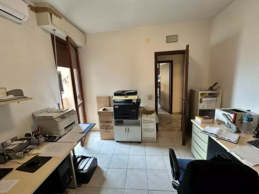 Immagine 11 di Appartamento in vendita  a Pisa