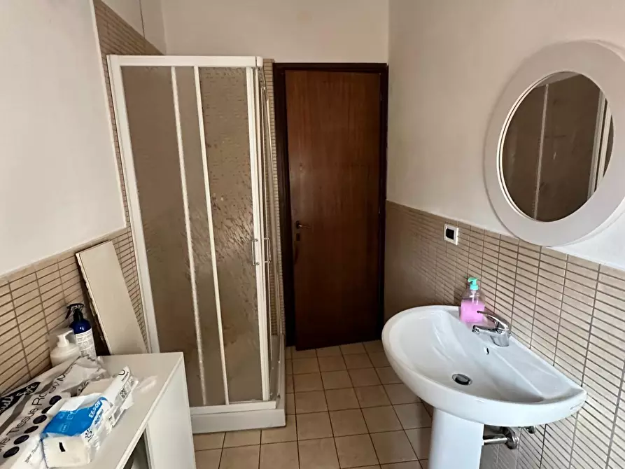 Immagine 2 di Appartamento in vendita  a Pisa