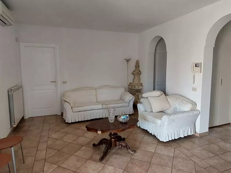 Immagine 7 di Appartamento in vendita  a Empoli