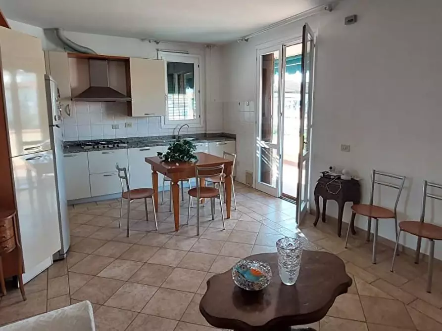 Immagine 3 di Appartamento in vendita  a Empoli