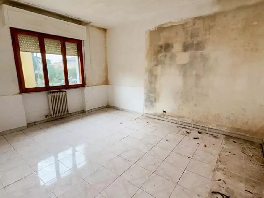 Immagine 5 di Appartamento in vendita  a Pisa