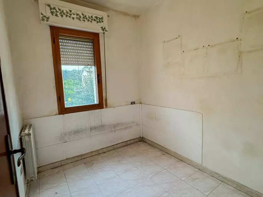 Immagine 4 di Appartamento in vendita  a Pisa