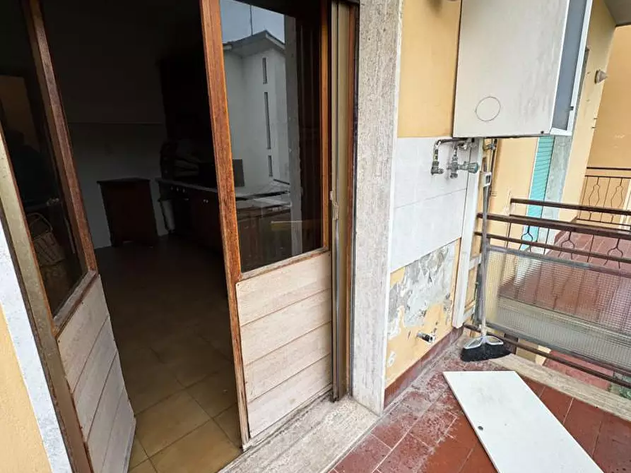 Immagine 8 di Appartamento in vendita  a Pisa