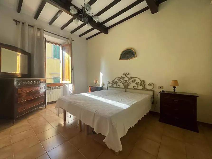 Immagine 8 di Appartamento in vendita  a Poggibonsi