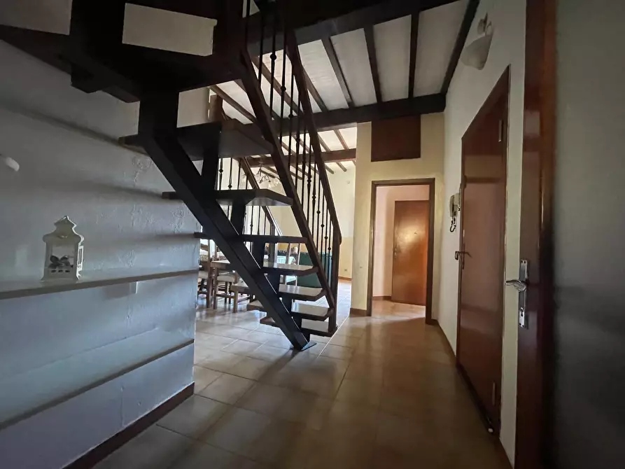 Immagine 5 di Appartamento in vendita  a Poggibonsi