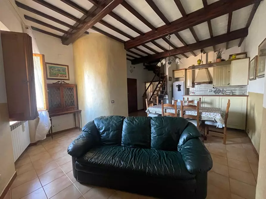 Immagine 3 di Appartamento in vendita  a Poggibonsi