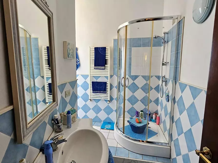 Immagine 17 di Appartamento in vendita  a Cascina