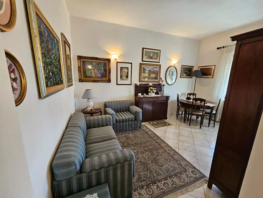 Immagine 5 di Appartamento in vendita  a Cascina