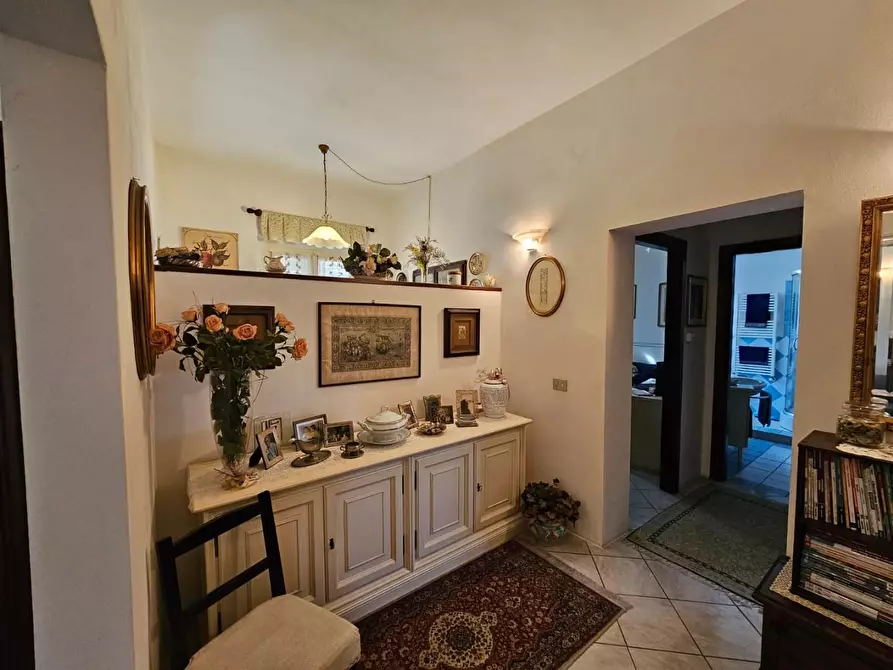 Immagine 4 di Appartamento in vendita  a Cascina