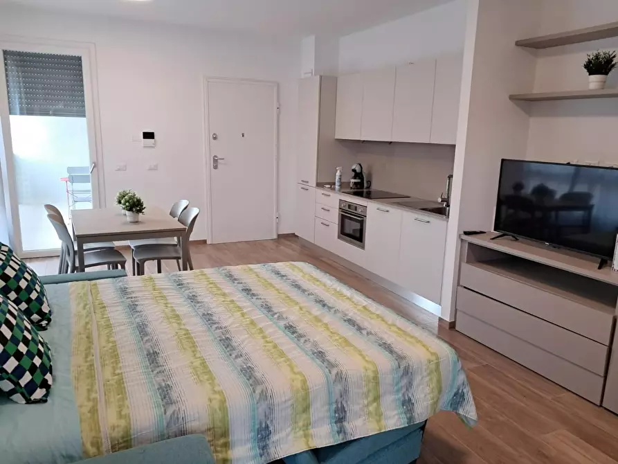 Immagine 13 di Appartamento in affitto  a Pisa